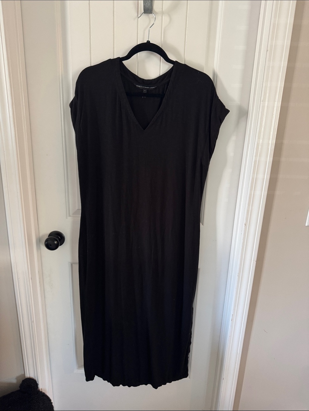 White House Black Market Black V‑Neck t-Shirt Dress Size large